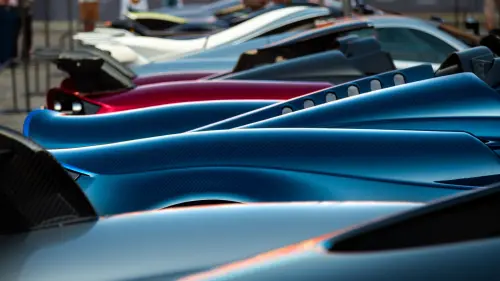 Differenza Supercar Hypercar: Guida Tecnica 2026