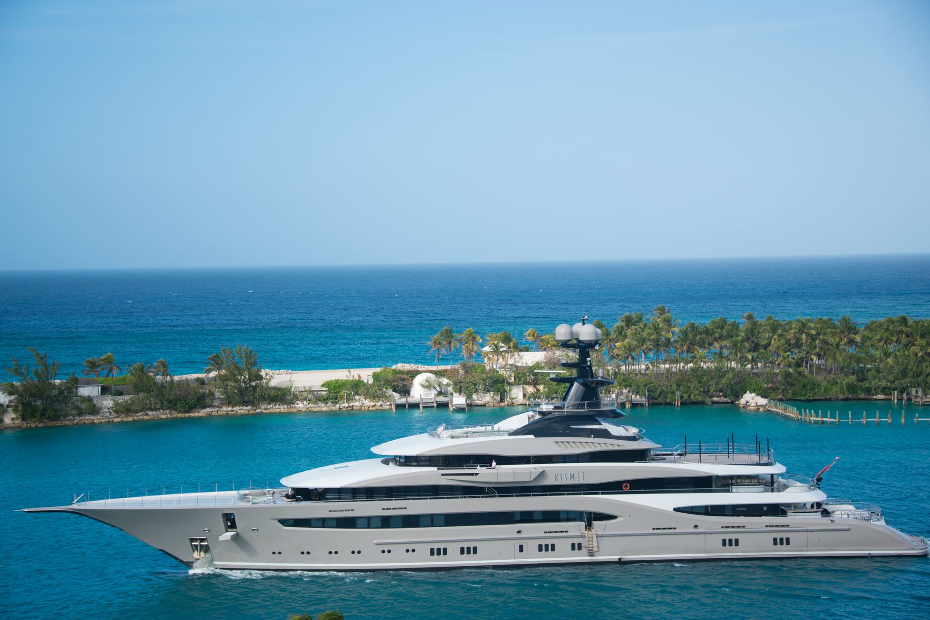 Yacht di lusso: caratteristiche e modelli a confronto