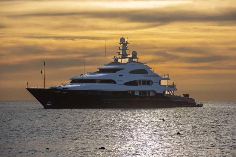 Yacht Charter: Noleggio Barca con Equipaggio