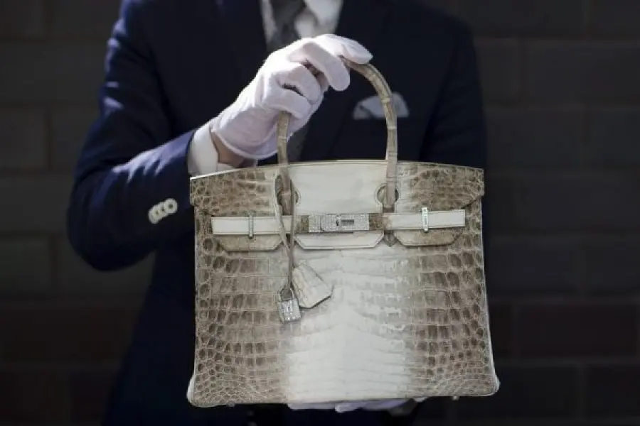 Perché le donne amano le borse in pelle esotica d’alta moda artigianali